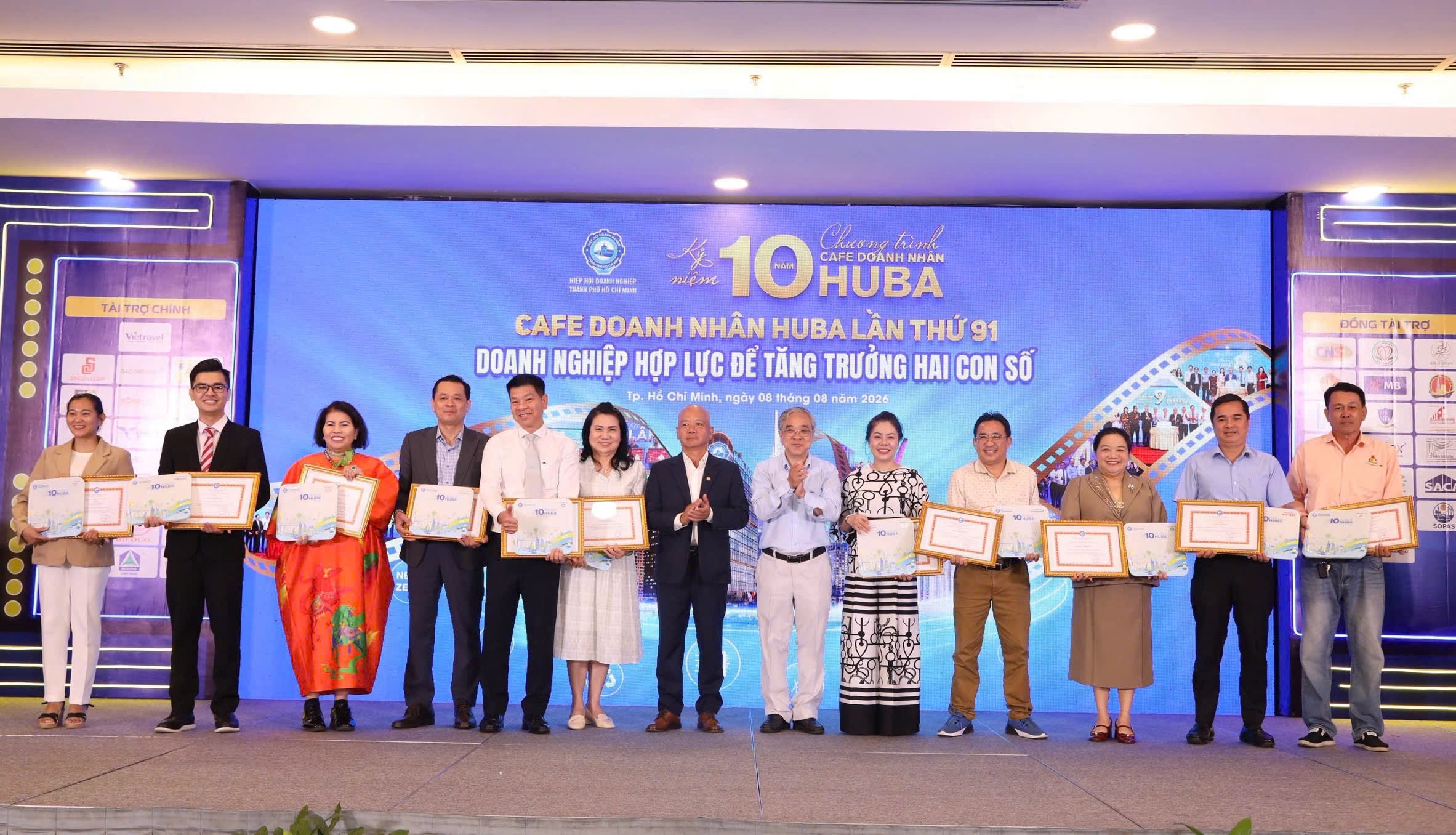 Doanh nhân Lâm Thúy Ái và hành trình kiến tạo chuỗi thực phẩm sạch từ nông nghiệp CNC - Ảnh 8