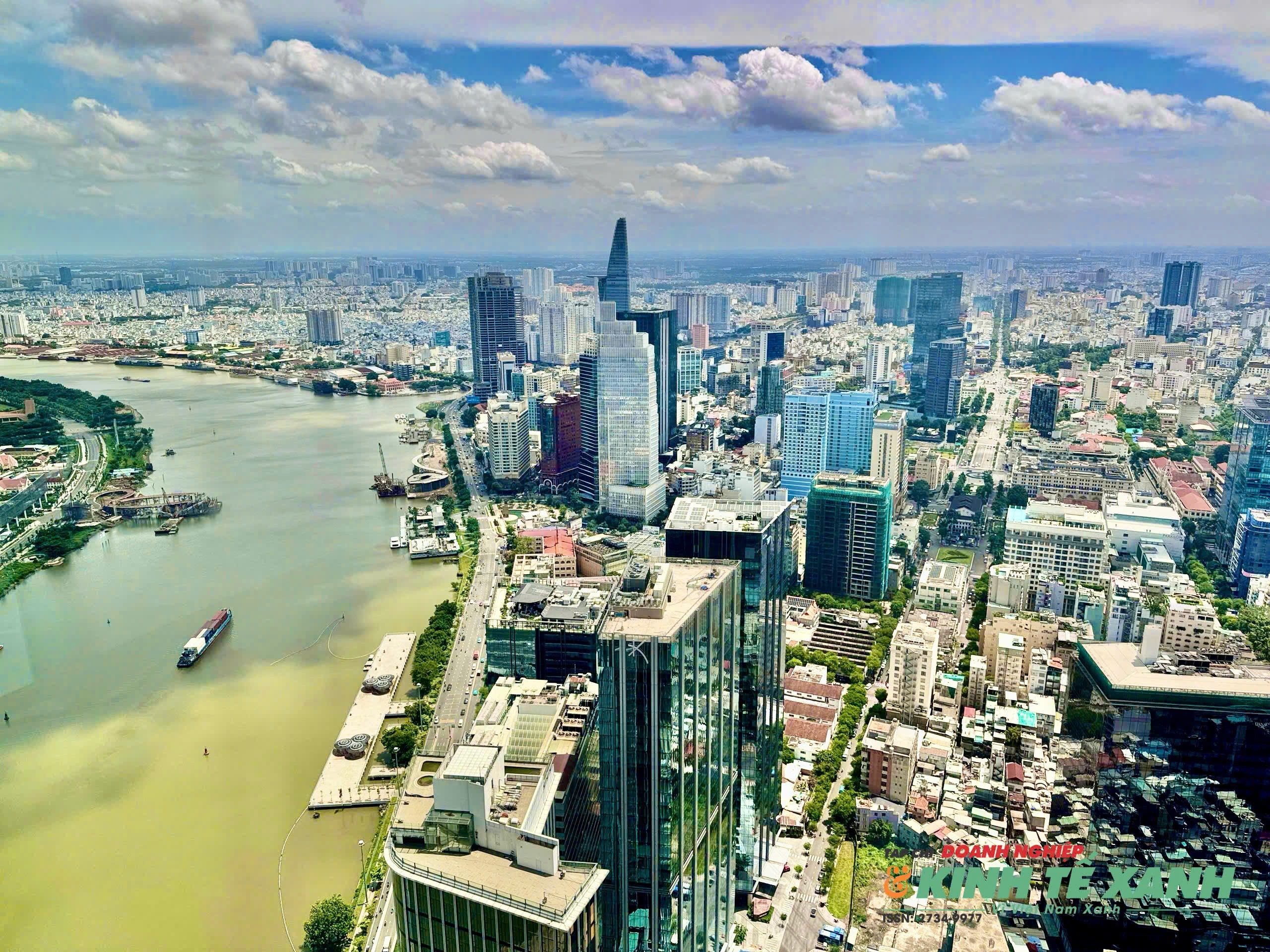 TP.HCM tập trung vào ba nhóm nhiệm vụ; trong đó, xây dựng và ban hành văn bản quy phạm pháp luật được xác định là nhiệm vụ quan trọng, cấp bách nhất. (Ảnh: Quốc Cường)