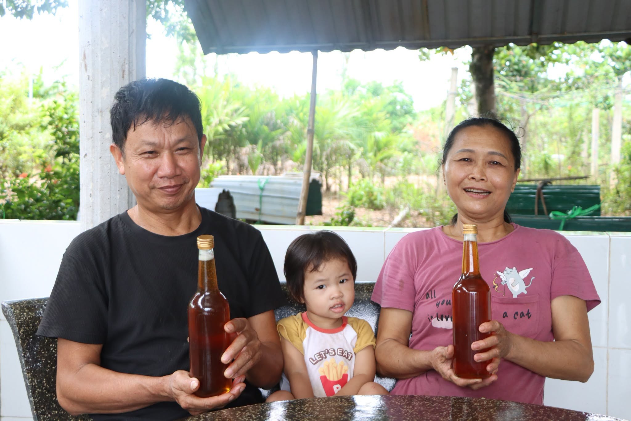 nuoi-ong-3-1787749825.jpg