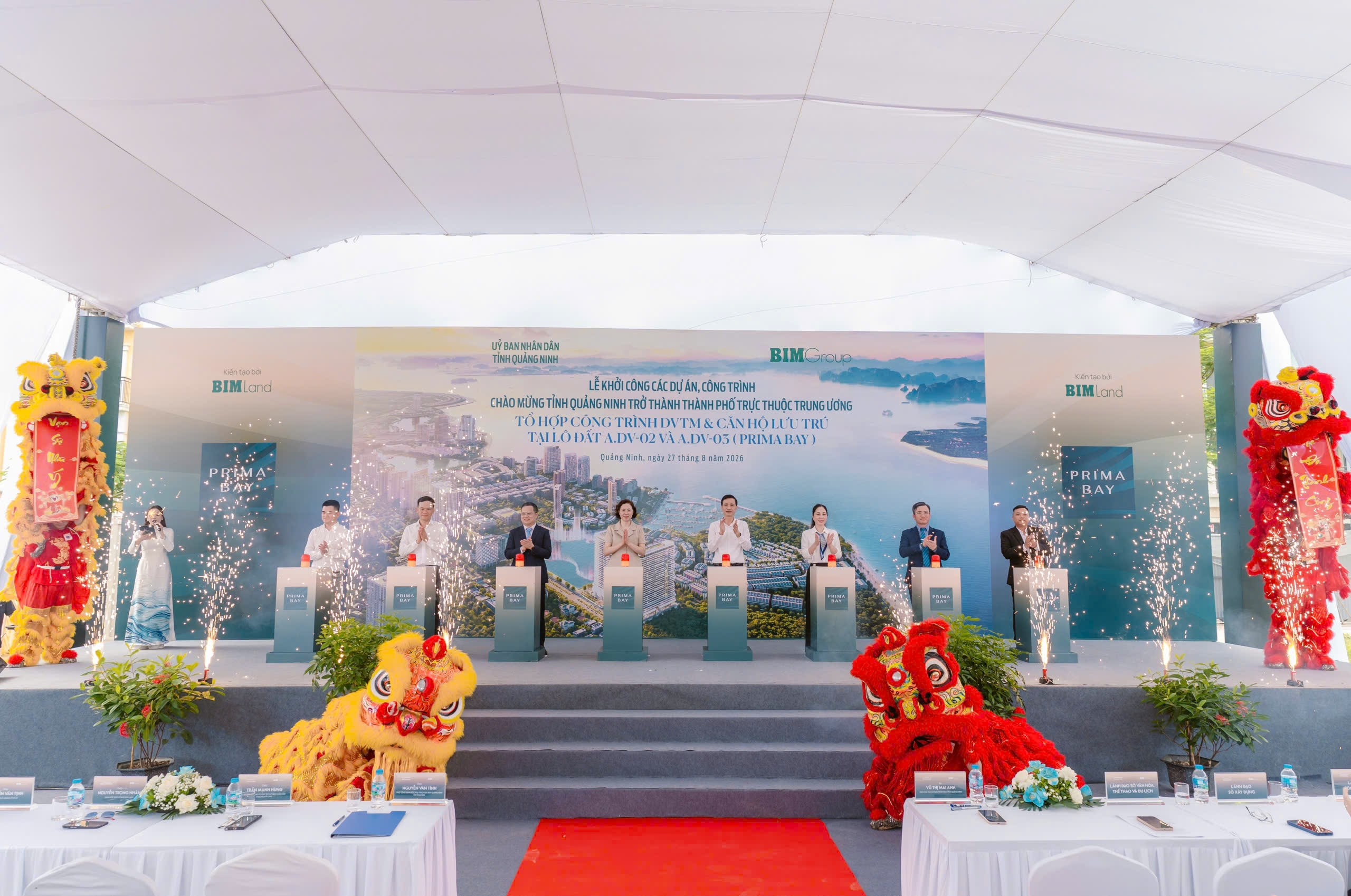 Các đại biểu thực hiện nghi thức khởi công dự án Prima Bay ngày 27/8/2026 tại Halong Marina, phường Bãi Cháy, Quảng Ninh. 