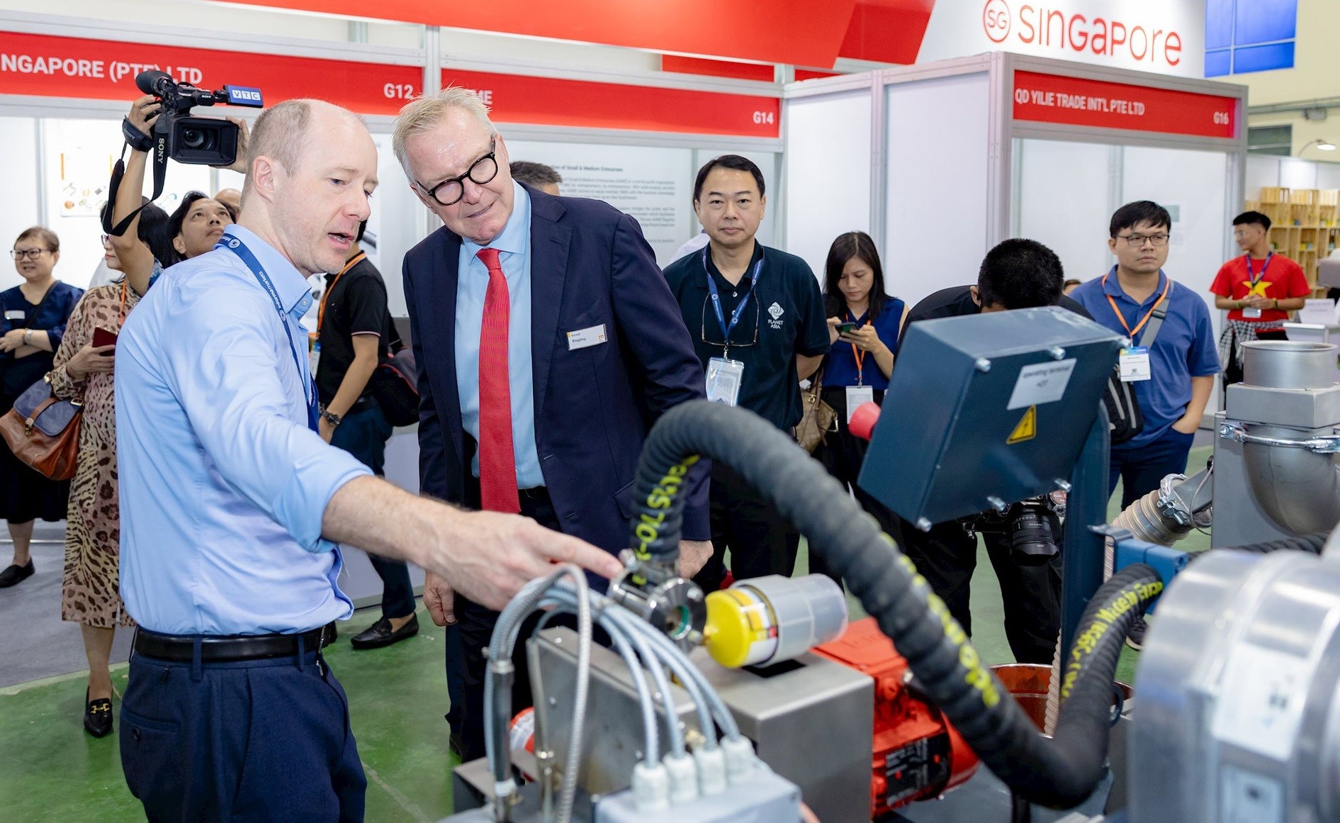 Triển lãm Quốc tế về Điều hòa Không khí, Làm lạnh và Công nghệ Tòa nhà Thông minh - HVACR Vietnam 2026 và Cuộc thi Thiết kế Hệ thống HVAC Sinh viên Toàn quốc 2026 (VSDC 2026) sẽ chính thức diễn ra từ ngày 4 - 6/11/2026 tại Trung tâm Hội chợ và Triển lãm Sài Gòn (SECC), TP.HCM. (Ảnh minh hoạ)