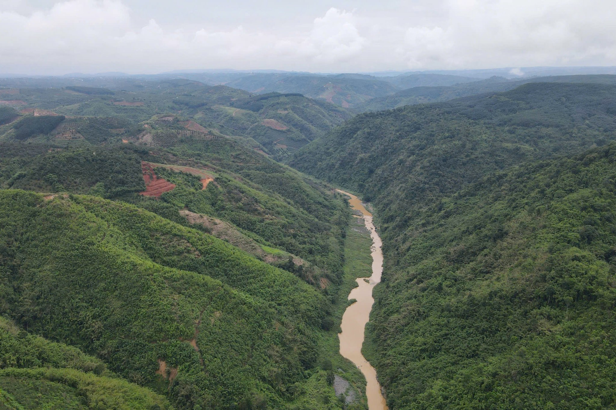 Lâm Đồng triển khai tuyến đường gần 9km nối Gia Nghĩa với Bảo Lâm, tổng vốn đầu tư hơn 2.800 tỷ đồng. (Ảnh minh hoạ)
