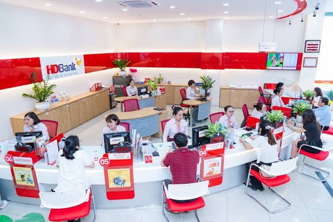 HDBank đang tiếp tục củng cố nền tảng tài chính, đáp ứng nhu cầu mở rộng hoạt động tín dụng và chuẩn bị nguồn lực cho giai đoạn tăng trưởng tiếp theo. (Ảnh minh hoạ)