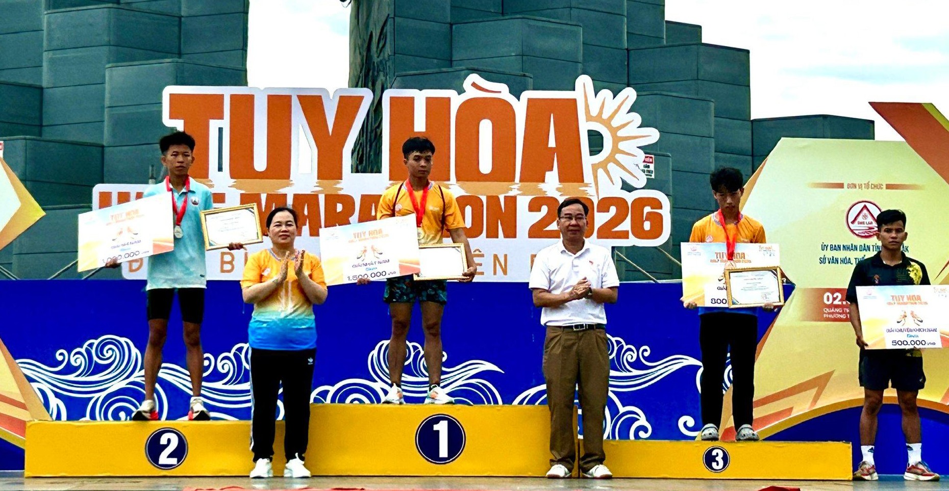 nhan-giai-1788329935.jpg