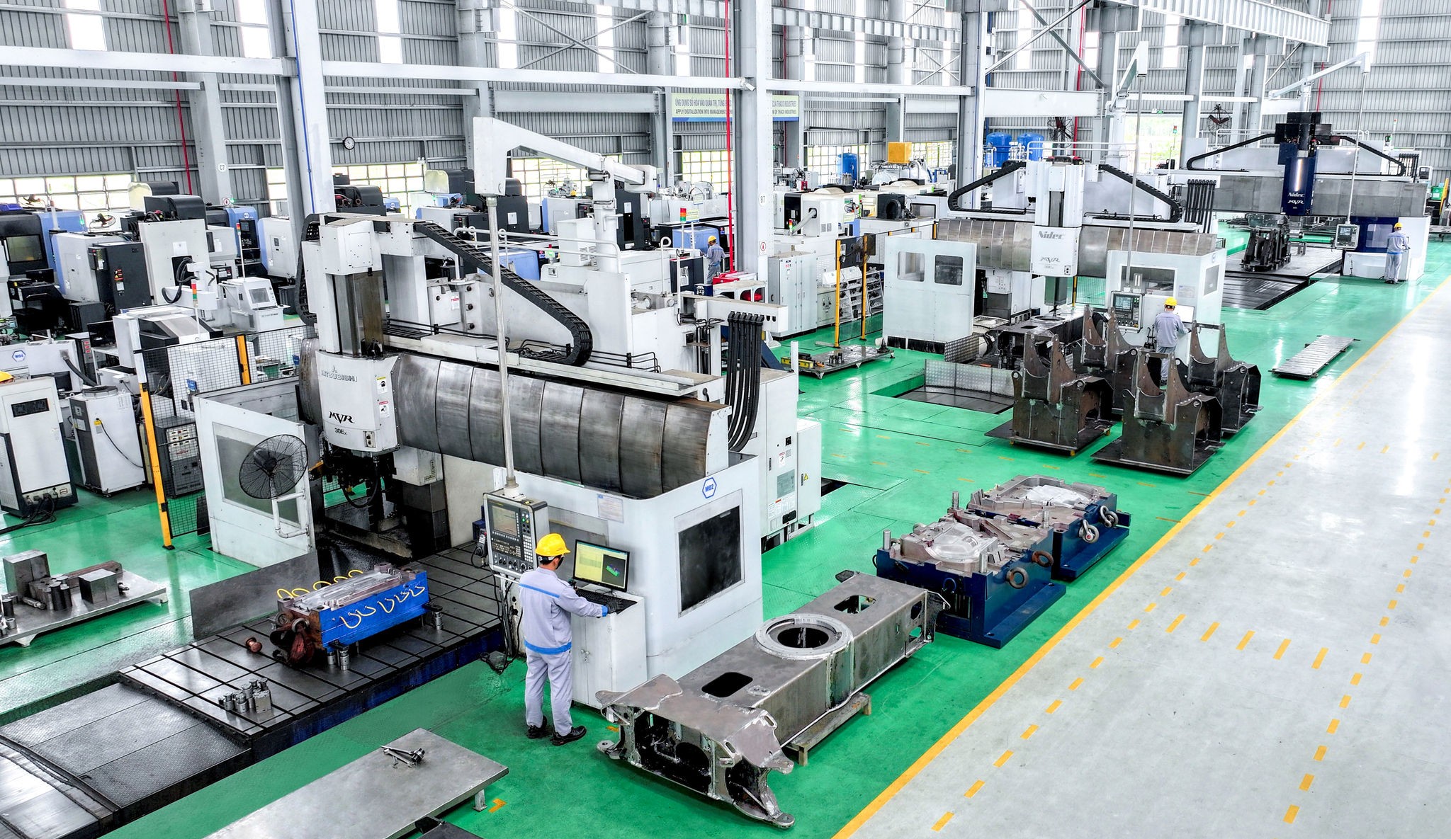 Sản xuất công nghiệp TP.HCM tăng 10,8% sau 8 tháng năm 2026. (Ảnh minh hoạ)