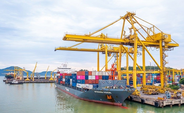 logistic-1790305272.jpg