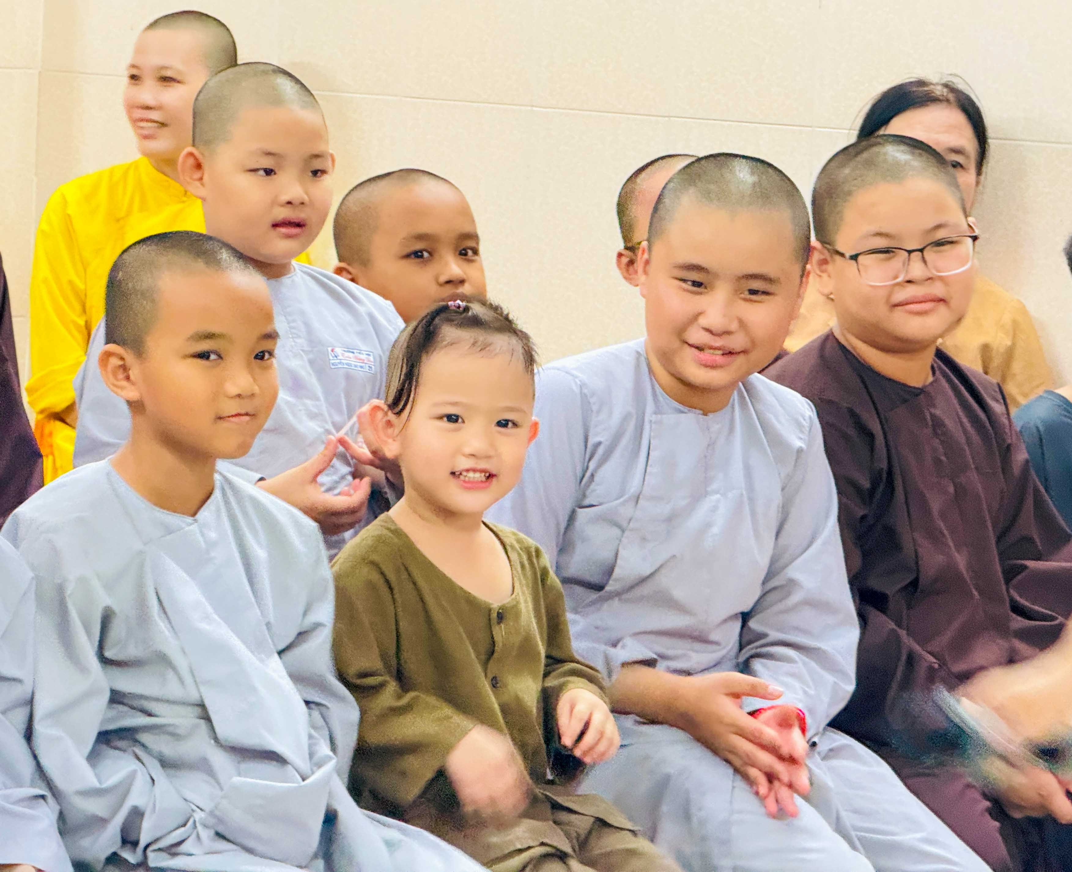 Dịp Tết Trung thu năm nay, BSR đã tổ chức hàng loạt các hoạt động đón Trung thu cho các em thiếu nhi, kéo dài từ ngày 19 – 25/9.