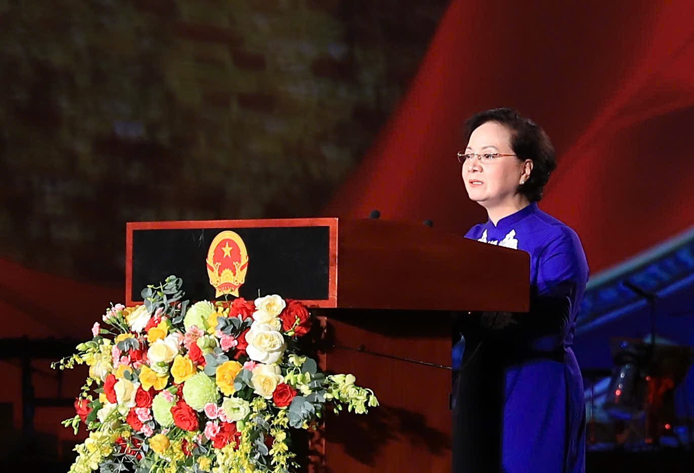 anh-vh9-1790929728.jpg