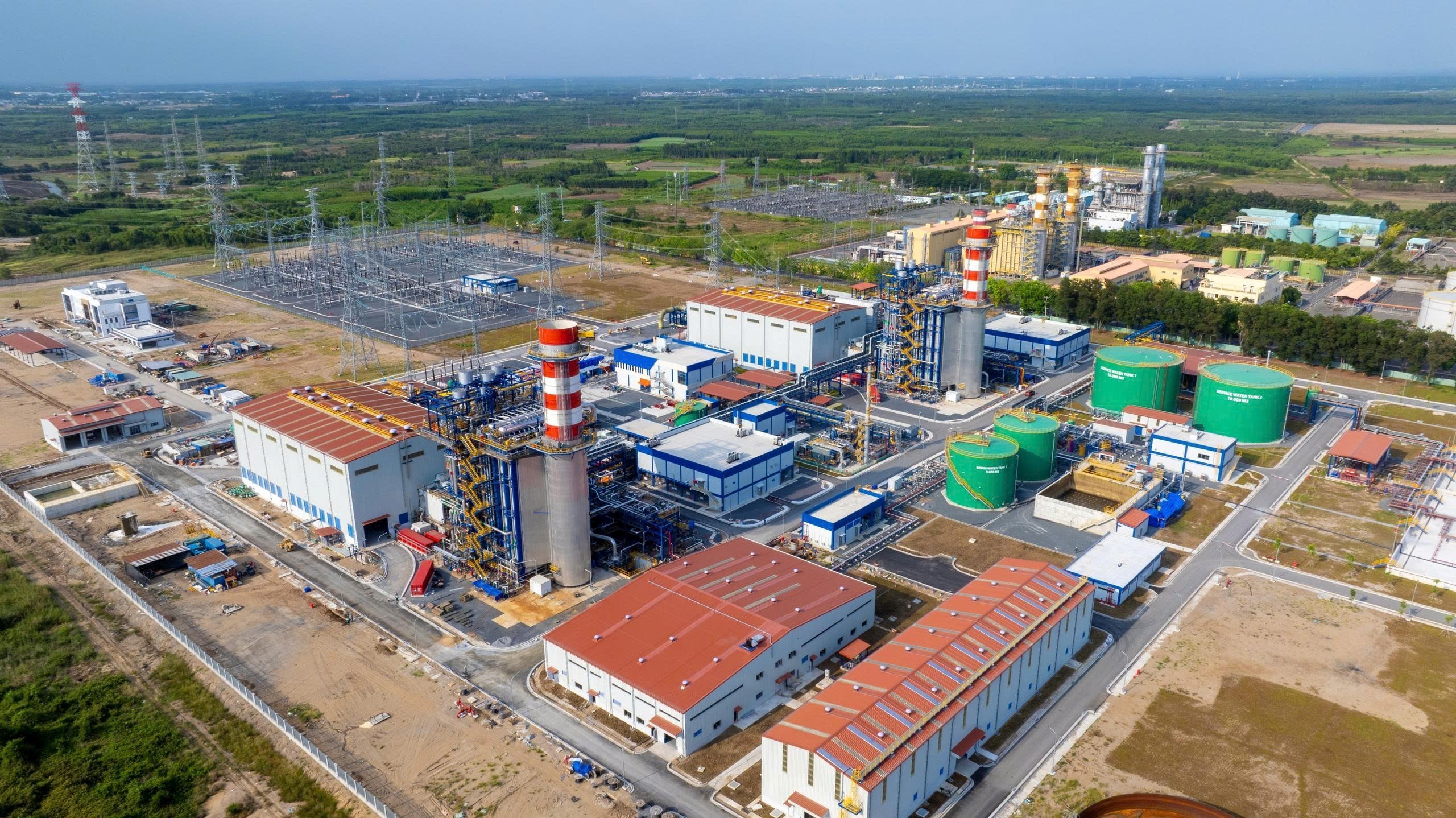 Nhà máy điện Nhơn Trạch 3&4 là nhà máy đầu tiên tại Việt Nam vận hành bằng nhiên liệu khí thiên nhiên hóa lỏng LNG và sử dụng công nghệ tuabin khí HA, nhà máy điện Nhơn Trạch 3&4 có công suất hơn 1,6 GW và đạt hiệu suất chu trình hỗn hợp trên 63%