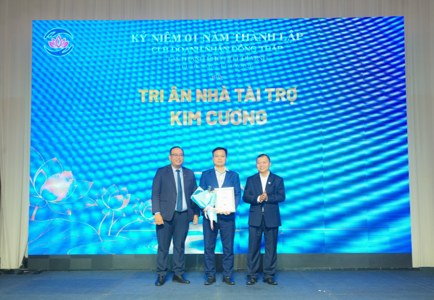 Dấu ấn 01 năm DTE: Từ kết nối doanh nhân đến đồng hành cùng quê hương - Ảnh 10