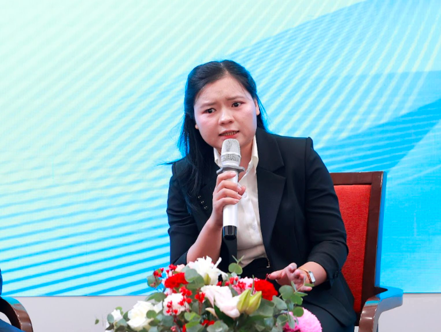 chu-phuong-1778469568337-1778469568554366757975-1791996594.webp