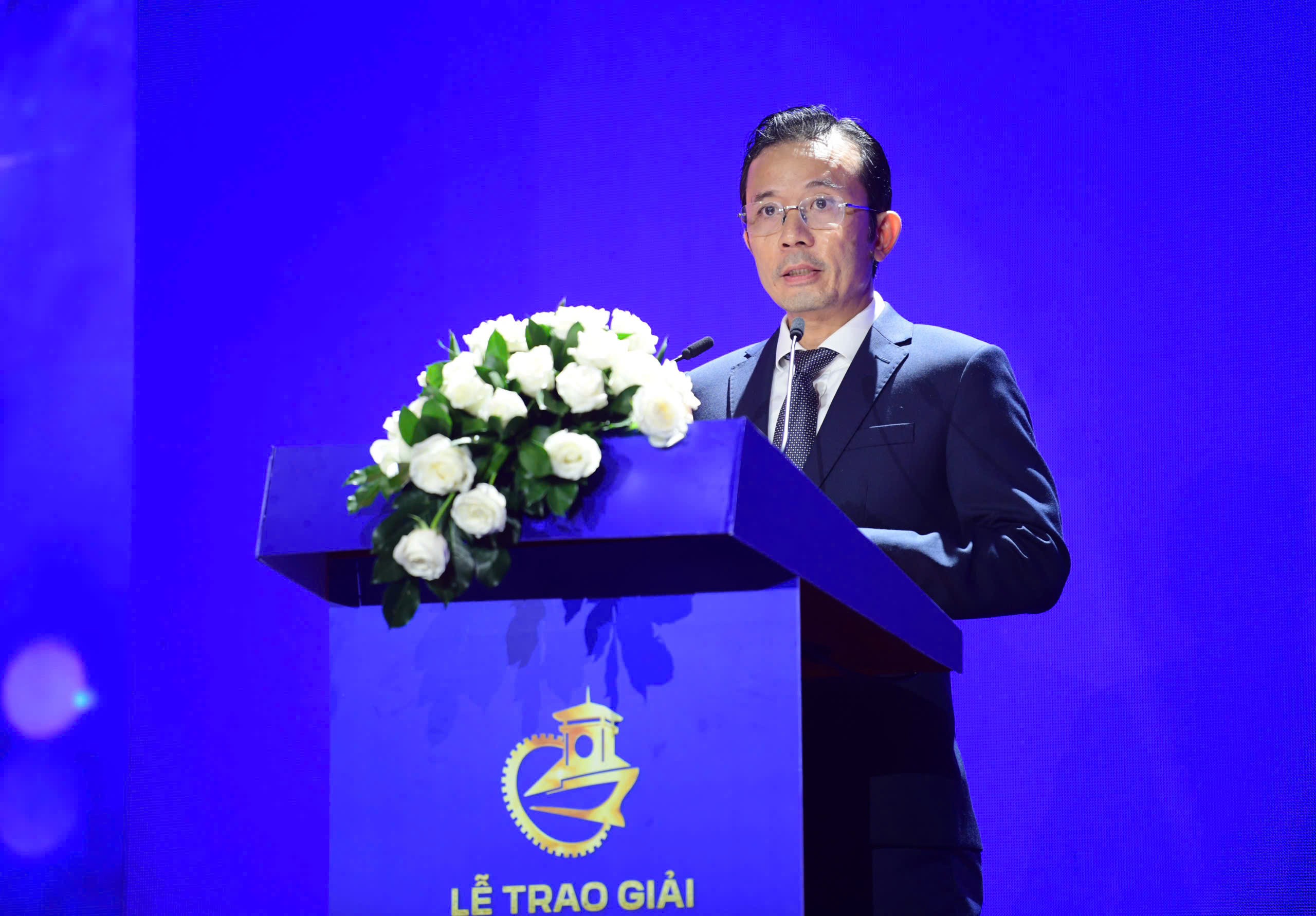 Nhà báo Trần Xuân Toàn - Phó tổng giám đốc Cơ quan Báo và Phát thanh, Truyền hình TP.HCM, Tổng biên tập Báo điện tử Tuổi Trẻ, Chủ tịch Hội đồng bình chọn. (Ảnh: QUANG ĐỊNH)