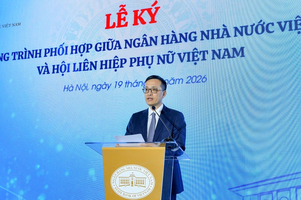 nhnn-mo-rong-ho-tro-phu-nu-tiep-can-tin-dung-tai-chinh-so-va-tai-chinh-xanh-9-1792424505.jpg