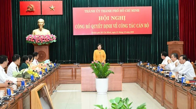 21-10-2026nhansu-02-1792627825.png