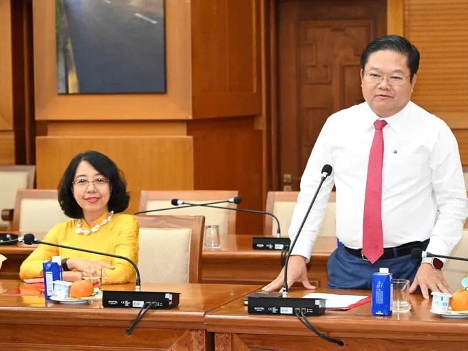 21-10-2026nhansu-03-1792627862.png