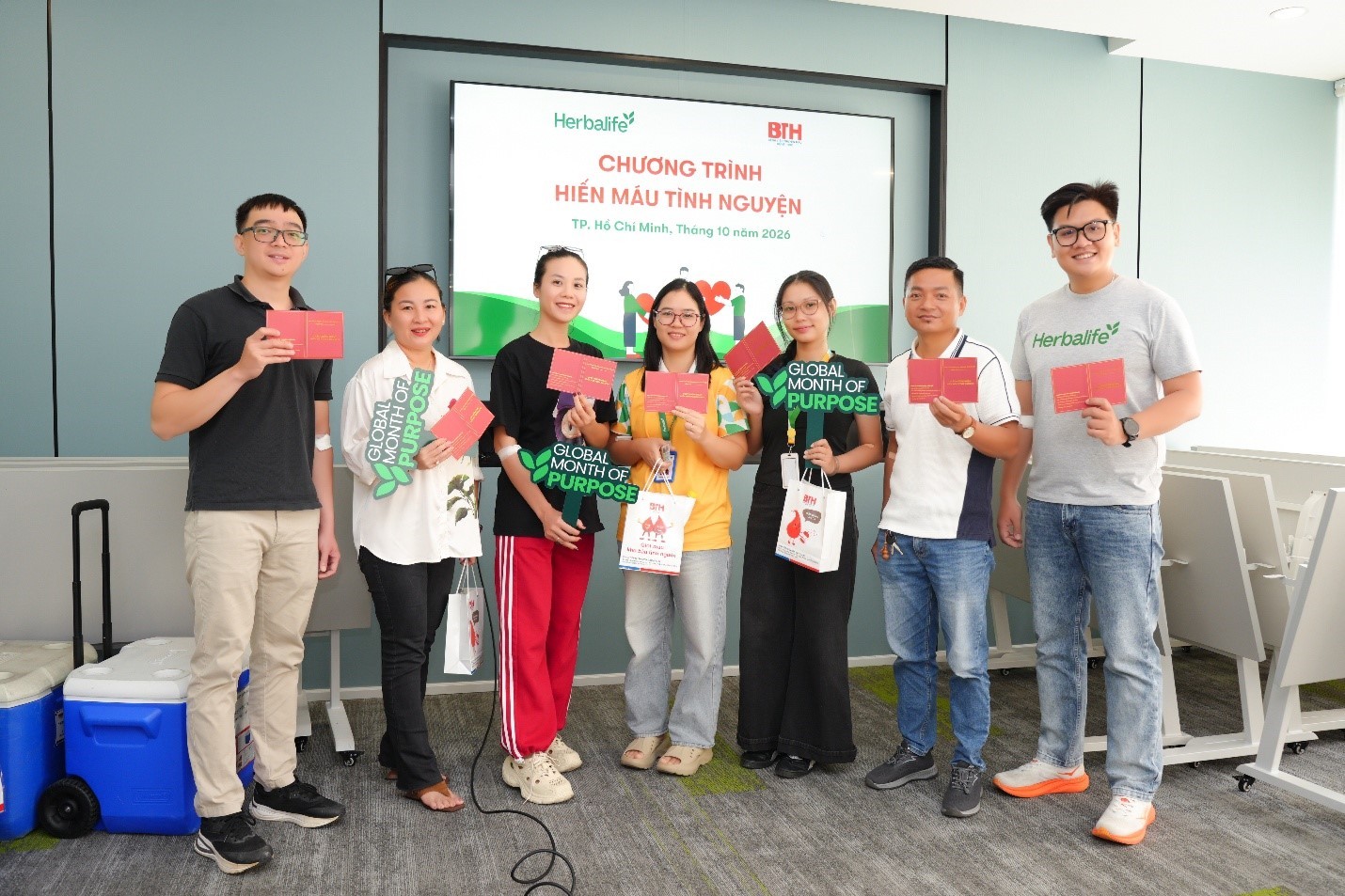 hien-mau-3-1792759220.jpg