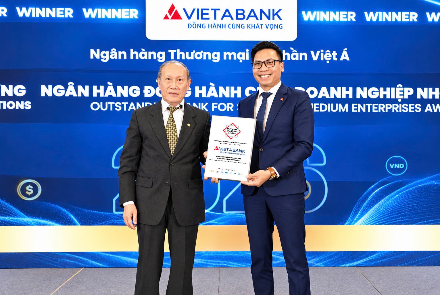 giai-thuong-1793242313.jpg