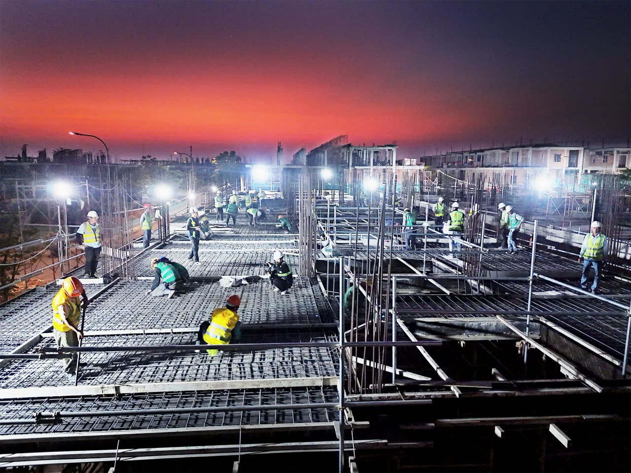 Các dự án trọng điểm đang được thúc đẩy thi công, hoàn thiện các hạng mục 