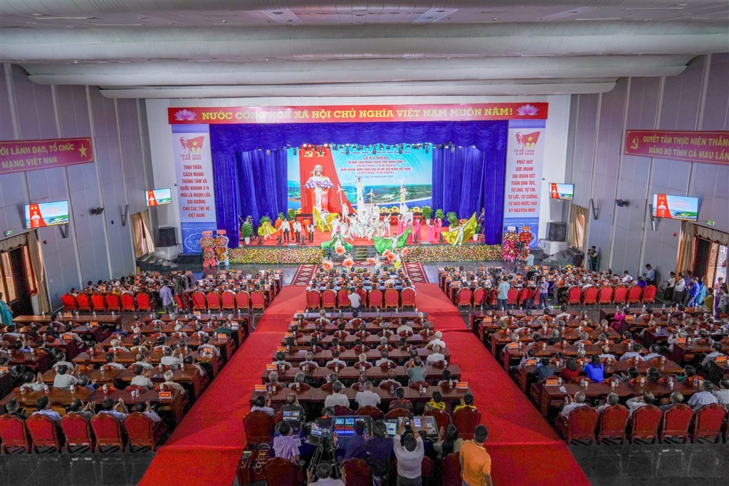 Cà Mau long trọng kỷ niệm 80 năm Cách mạng Tháng Tám và Quốc khánh 2/9