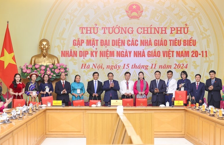 Nhà giáo là hiện thân của truyền thống hiếu học góp phần hình thành những phẩm chất tốt đẹp của con người Việt Nam