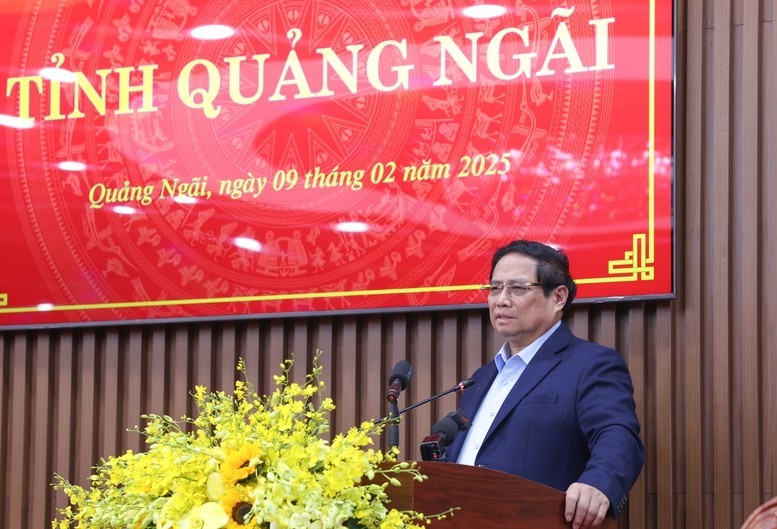 thu-tuong-lam-viec-tai-quang-ngai-4-1739103465.jpg