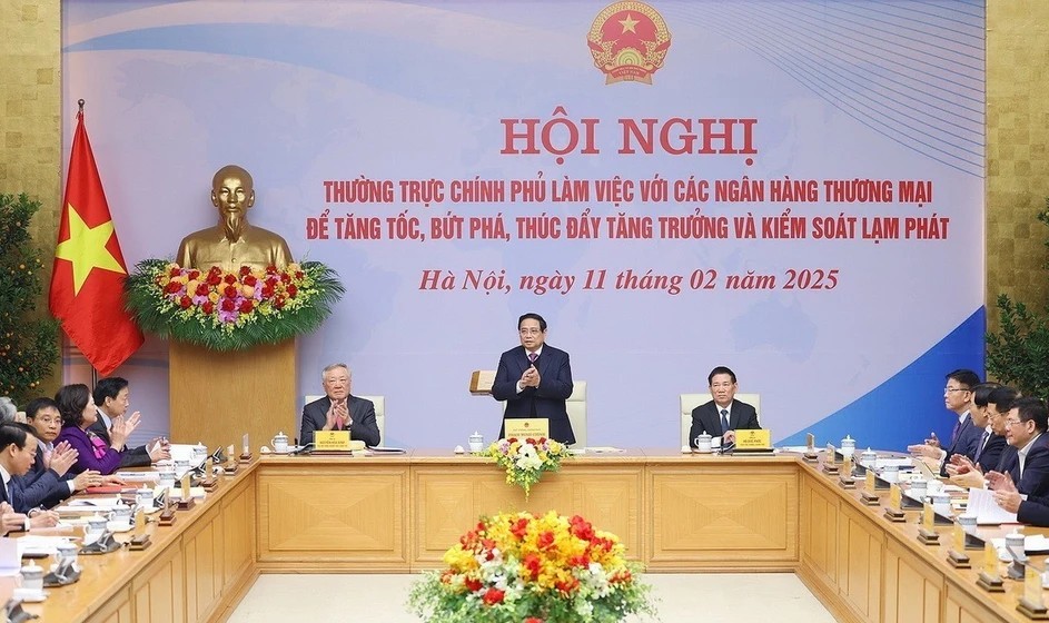 thuong-truc-chinh-phu-lam-viec-ngan-hang-4-1739241726.jpg