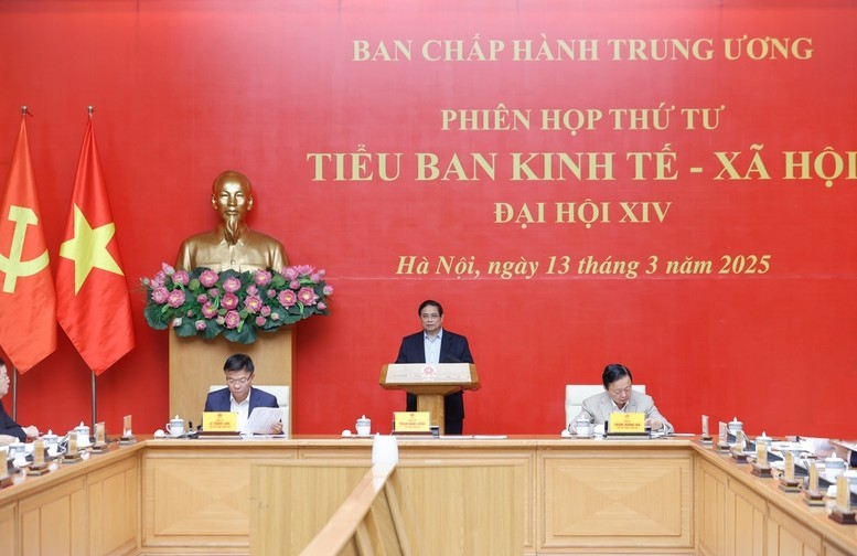 thu-tuong-pham-minh-chinh-hop-tieu-ban-kinh-te-2-1741835778.jpg