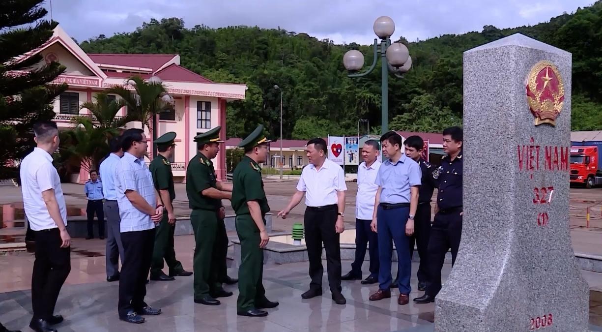 Thanh Hóa: Cần tạo dựng lá “chắn thép” ngăn chặn hàng giả qua biên giới