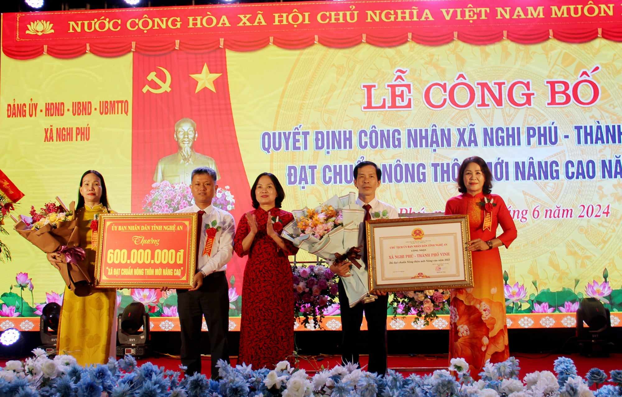 Xã Nghi Phú (TP Vinh) đón nhận Bằng công nhận xã đạt chuẩn nông thôn mới nâng cao