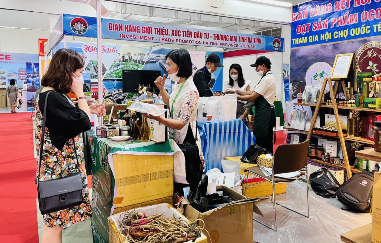 Đặc sản vùng miền Việt Nam gây ấn tượng tại Hội chợ Thương mại Quốc tế Vietnam Expo 2022