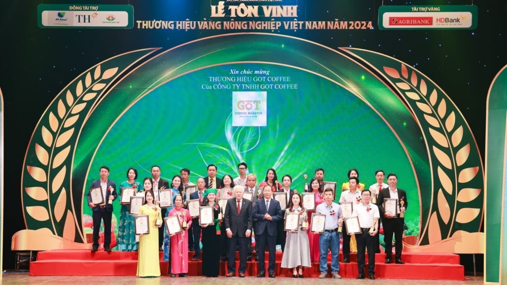 Tôn vinh gần 90 Thương hiệu Vàng nông nghiệp Việt Nam năm 2024