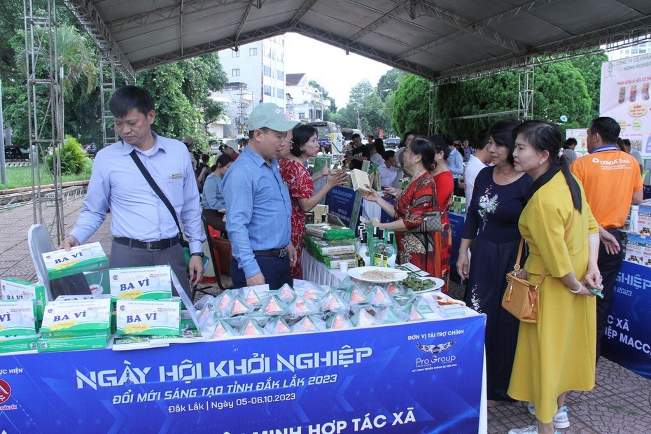 ngay-hoi-khoi-nghiep-doi-moi-sang-tao-tinh-dak-lak-nam-2023-1722213629.jfif