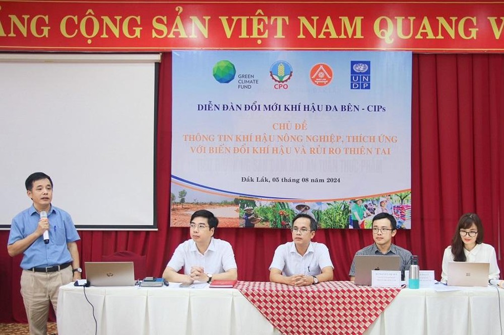 doan-chu-tri-buoi-hoi-thao-dien-dan-doi-moi-khi-hau-da-ben-cips-lan-thu-nhat-nam-2024-1722874693.jpg