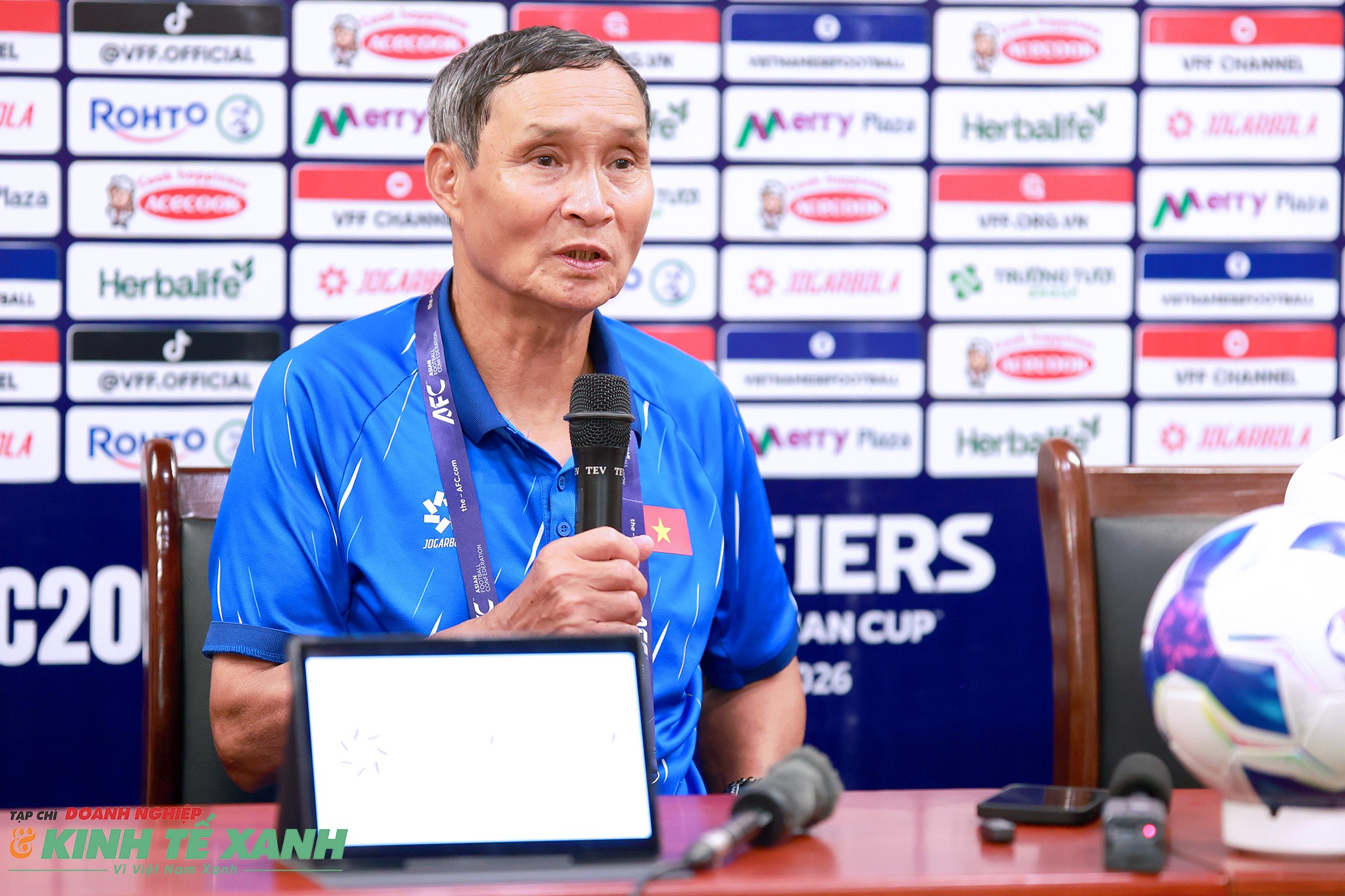 Họp báo sau trận đấu giữa đội chủ nhà Nữ Việt Nam và đội tuyển nữ Maldives