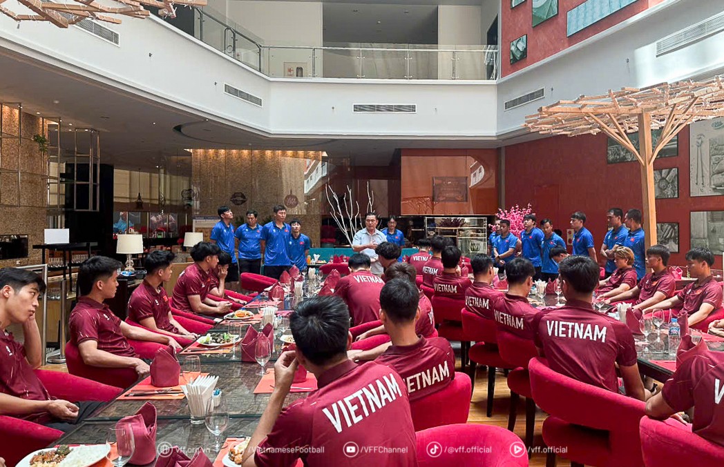 Lãnh đạo VFF gặp gỡ, động viên đội tuyển U22 Việt Nam trước thềm giải vô địch U23 Đông Nam Á 2025