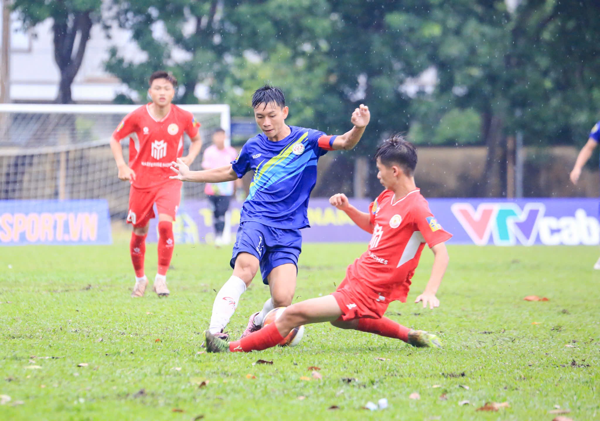 Lượt trận hai Vòng chung kết giải Vô địch U17 Quốc gia 2025 diễn ra đầy sôi nổi và hấp dẫn