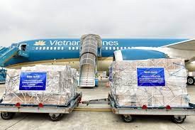 Vietnam Airlines vận chuyển an toàn vật tư y tế phòng chống dịch COVID-19 từ châu Âu