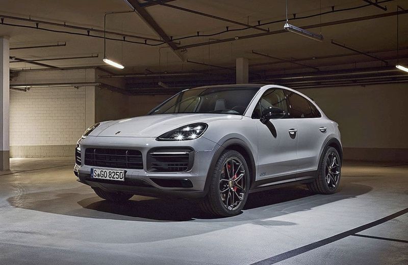 xehay-porsche-cayenne-coupe-gts-11062020-1-result-1636295545.jpeg