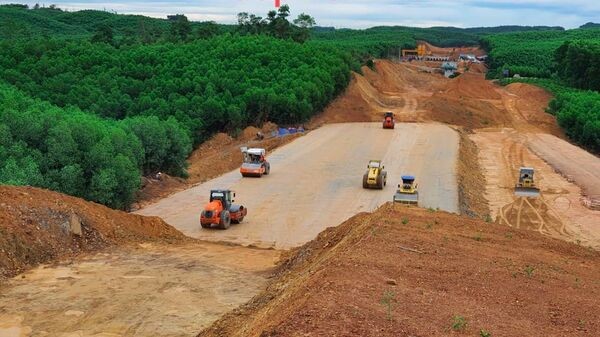 Tập đoàn xây dựng miền Trung bị chấm dứt thi công gói thầu cao tốc Mai Sơn- QL45 