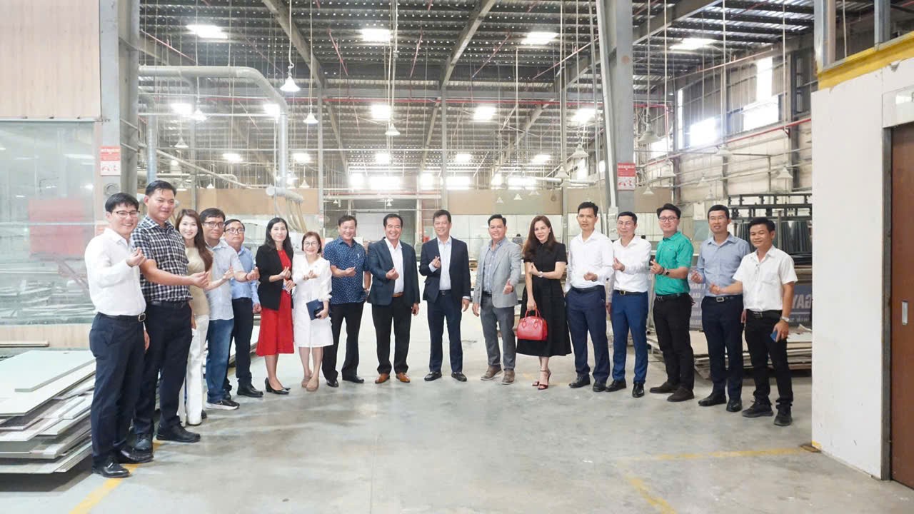 VREC – HREC và Tập đoàn Vân Khánh: tăng cường liên kết doanh nghiệp, thúc đẩy hợp tác bền vững