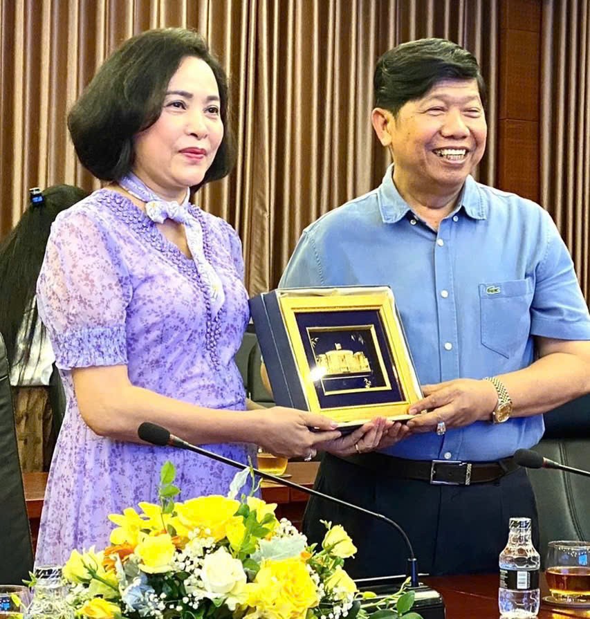 Nguyễn Văn Hùng – Trái tim “Phượng Hoàng”  trên hành trình lan toả yêu thương