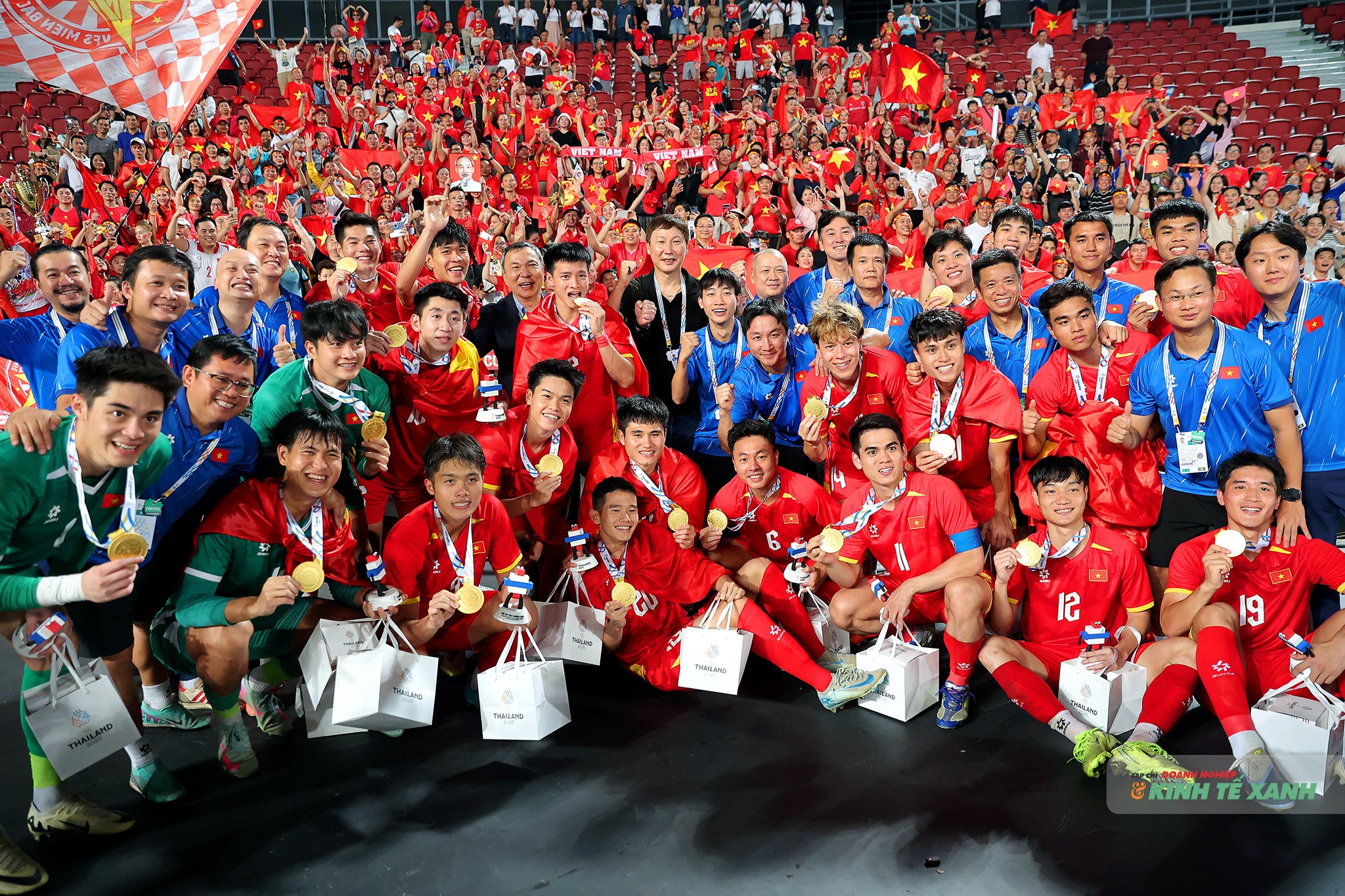 Những khoảnh khắc đầy cảm xúc khi đội tuyển U22 Việt Nam giành huy chương vàng SEA Games 33