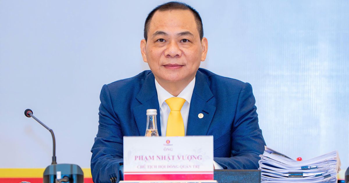 Tỷ phú Phạm Nhật Vượng: “Không có gì phi thường mà làm một cách bình thường được”