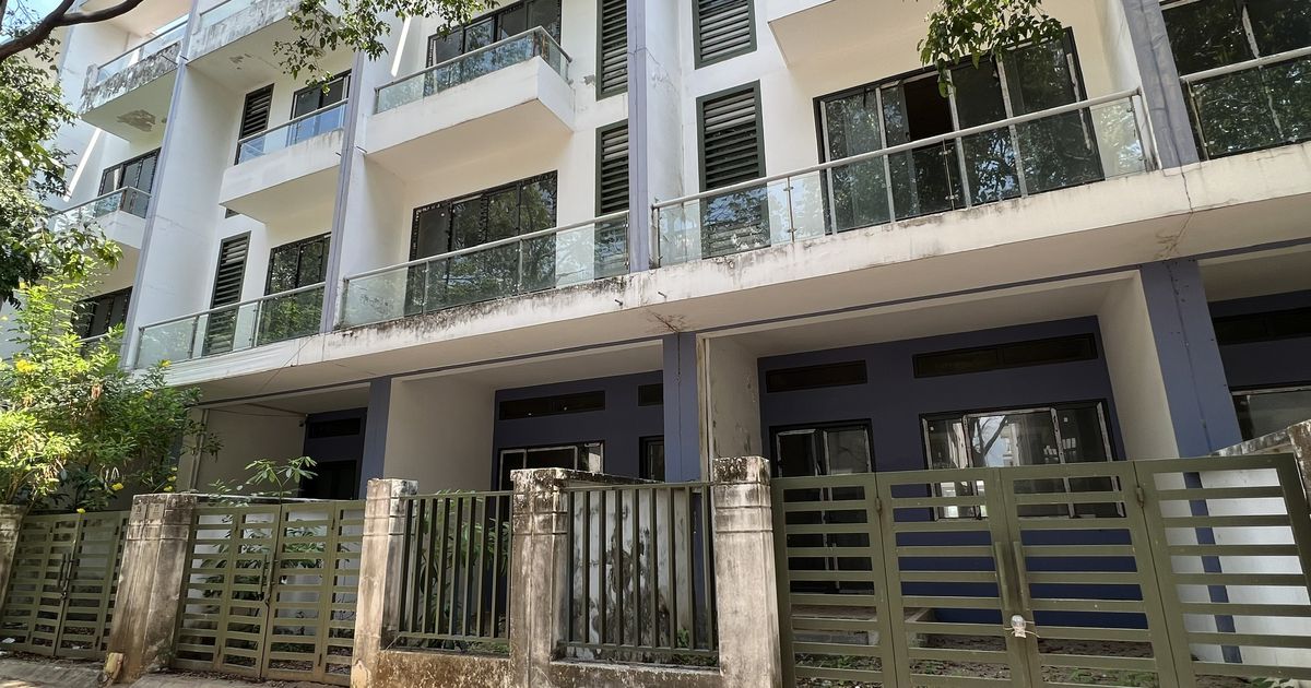 Bất động sản thời kỳ thanh lọc: Không đón sóng để "thoát hàng"