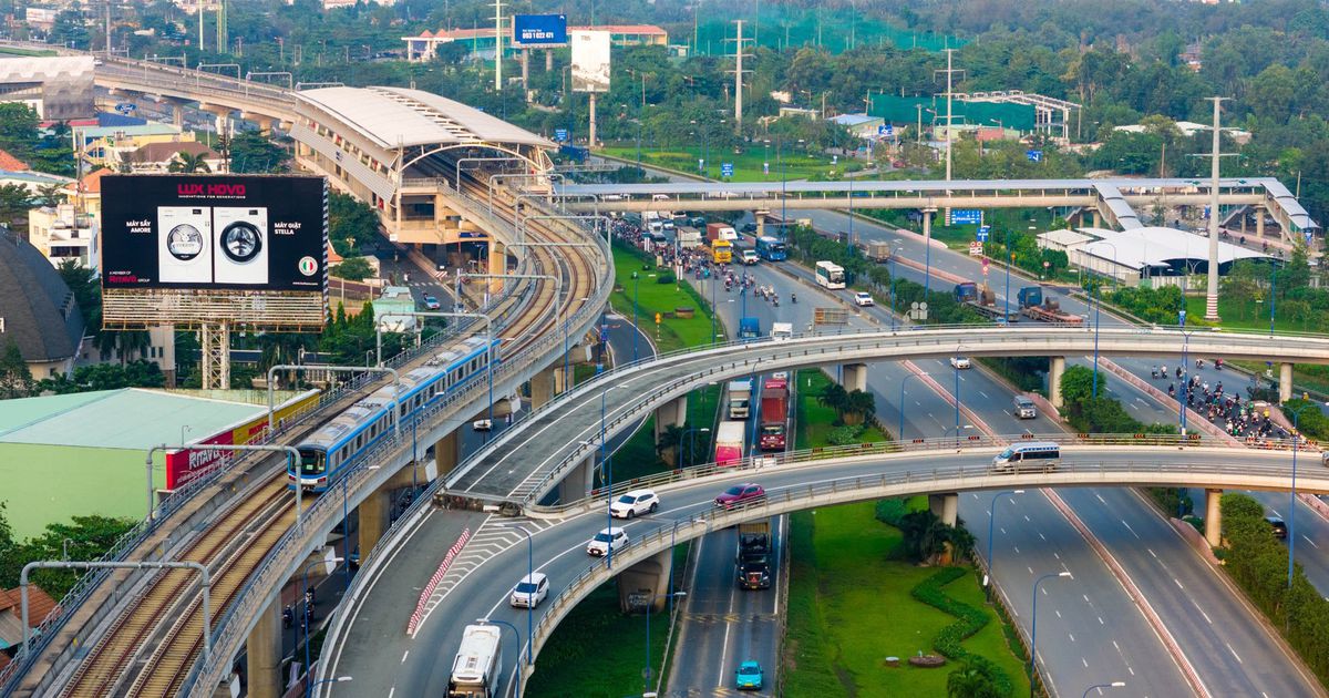 Chính phủ yêu cầu xử lý đến cùng từng vướng mắc, khó khăn của các dự án hạ tầng