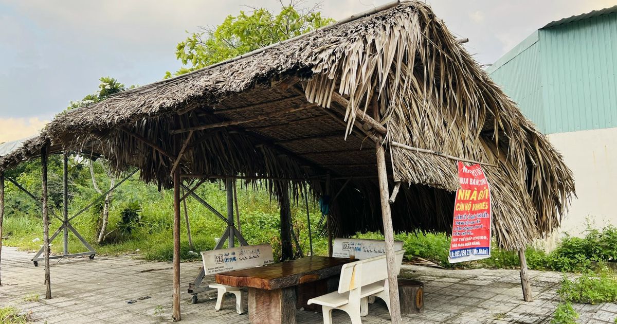 Căn nhà “bể nợ” giảm 5 tỷ đồng, có nên mua?