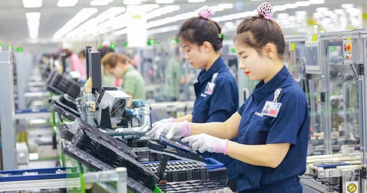 Ngành điện tử Việt Nam trước tác động của thuế quan mới: Cơ hội định hình lại chuỗi cung ứng
