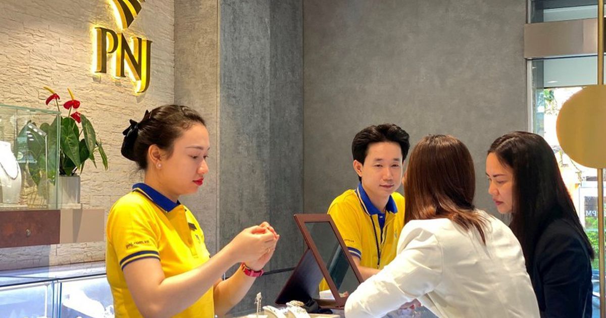 Xóa bỏ độc quyền vàng miếng tác động ra sao đến PNJ?