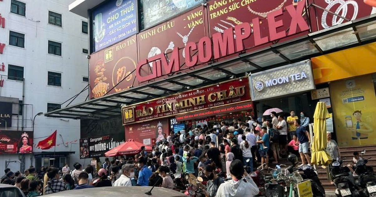 Chuyên gia: “Cần xem vàng như hàng hóa, mua bán phải đóng thuế”