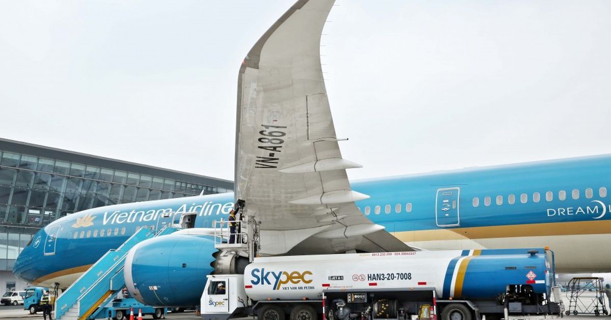 Vietnam Airlines muốn bán 49% vốn tại công ty nhiên liệu hàng không Skypec